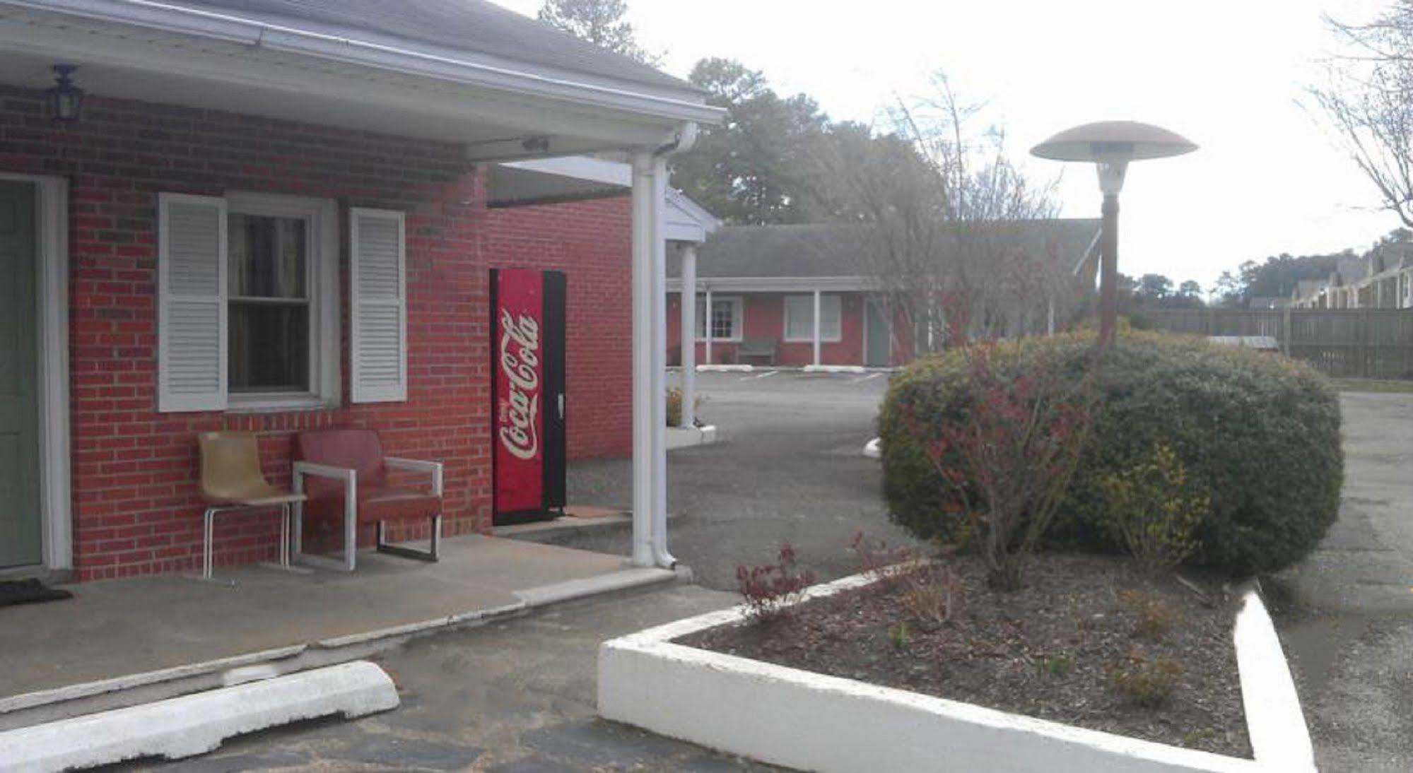 Bassett Motel Williamsburg Zewnętrze zdjęcie